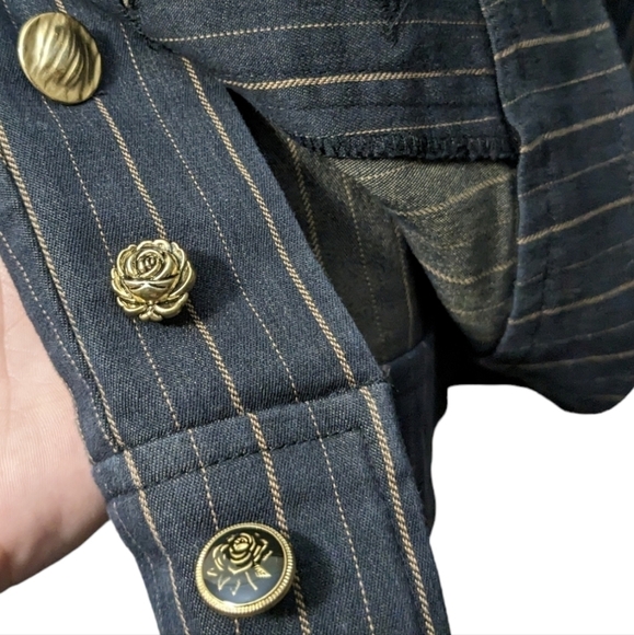 Baby Phat Women's Juniors 13 Capri Dark Grey w Gold Stripes & Embellishments - Picture 4 of 9